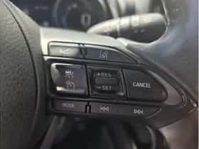 Toyota Yaris (2021) thumbnail 12