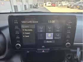 Toyota Yaris (2021) thumbnail 16