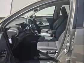 Toyota Yaris (2021) thumbnail 8