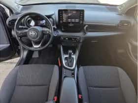 Toyota Yaris (2021) thumbnail 10
