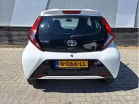 Toyota Aygo (2021) thumbnail 4