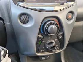 Toyota Aygo (2021) thumbnail 10