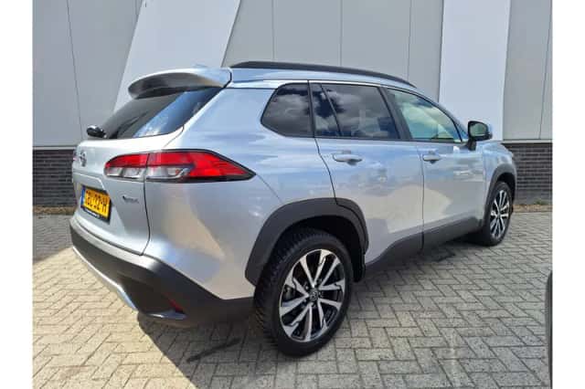 Toyota Corolla (2024) thumbnail 5