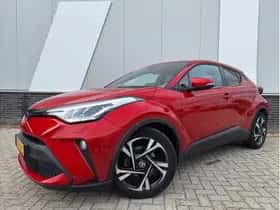Toyota C-HR (2023) thumbnail 1