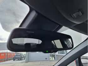 Toyota C-HR (2023) thumbnail 25