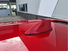 Toyota C-HR (2023) thumbnail 34