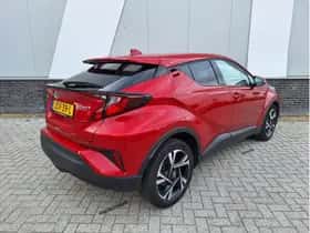 Toyota C-HR (2023) thumbnail 5