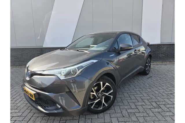 Toyota C-HR (2019) thumbnail 1