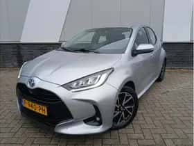 Toyota Yaris (2022) thumbnail 1