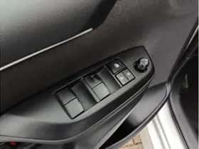 Toyota Yaris (2022) thumbnail 12