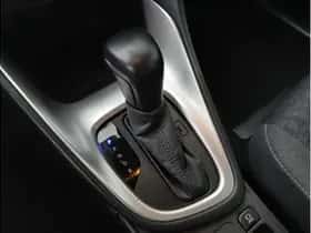 Toyota Yaris (2022) thumbnail 18