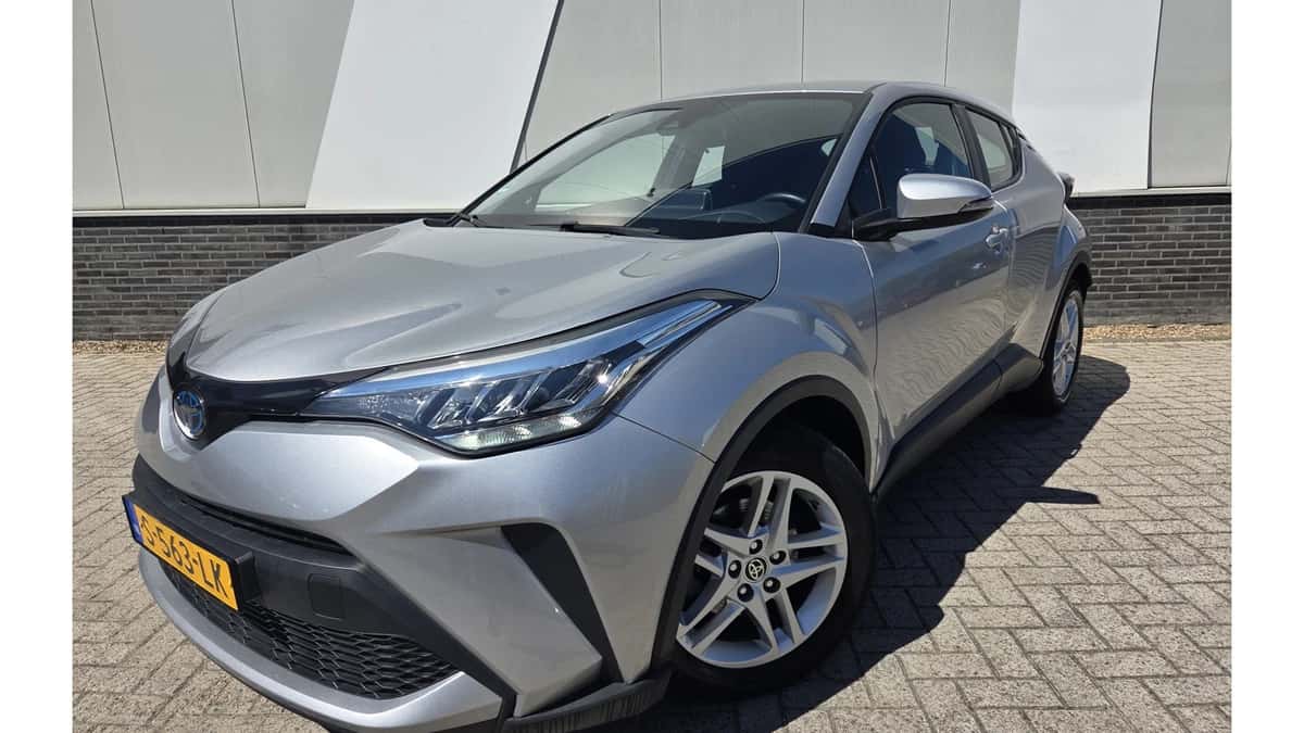 Toyota C-HR (2023) — foto 1