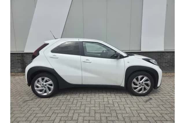 Toyota Aygo X (2023) thumbnail 5