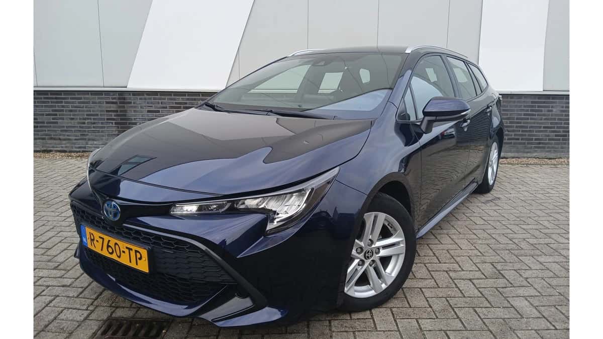 Toyota Corolla (2022) — foto 1