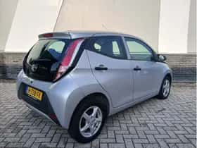 Toyota Aygo (2018) thumbnail 4