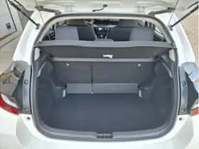 Toyota Yaris (2025) thumbnail 25