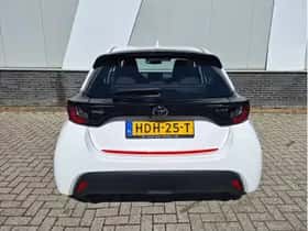 Toyota Yaris (2025) thumbnail 5