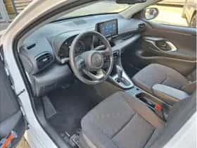 Toyota Yaris (2025) thumbnail 8