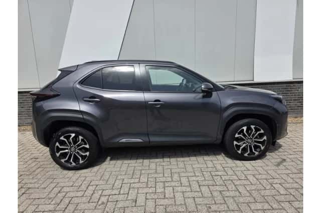 Toyota Yaris Cross (2023) thumbnail 5