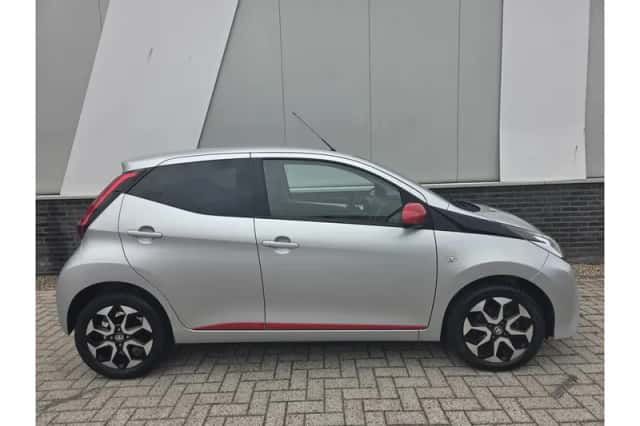 Toyota Aygo (2018) thumbnail 5
