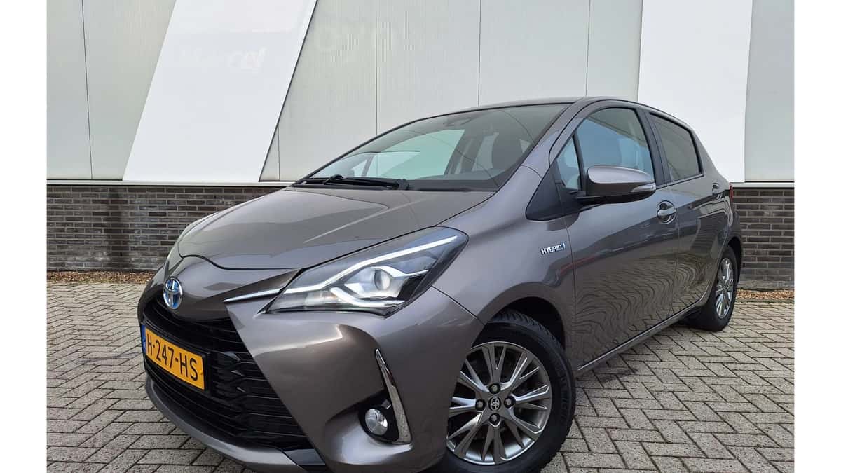 Toyota Yaris (2020) — foto 1
