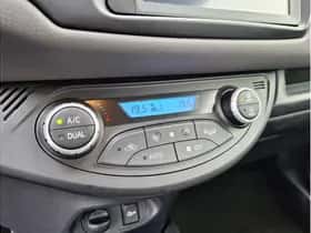 Toyota Yaris (2020) thumbnail 12