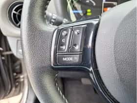 Toyota Yaris (2020) thumbnail 16