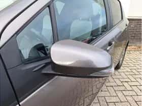 Toyota Yaris (2020) thumbnail 30