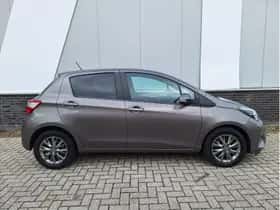 Toyota Yaris (2020) thumbnail 6