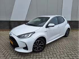 Toyota Yaris (2021) thumbnail 1