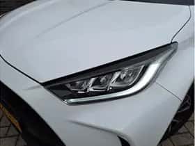 Toyota Yaris (2021) thumbnail 17