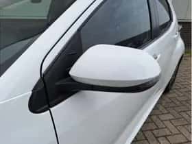 Toyota Yaris (2021) thumbnail 18
