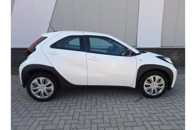 Toyota Aygo X (2022) thumbnail 6