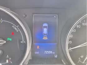 Toyota C-HR (2018) thumbnail 14