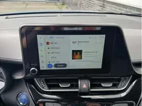 Toyota C-HR (2023) thumbnail 16
