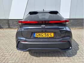 Toyota C-HR (2024) thumbnail 5