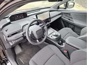 Toyota C-HR+ (2026) thumbnail 9