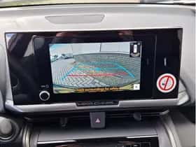 Toyota C-HR (2024) thumbnail 11