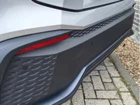Toyota C-HR (2024) thumbnail 18