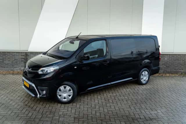 Toyota Proace (2017) thumbnail 1