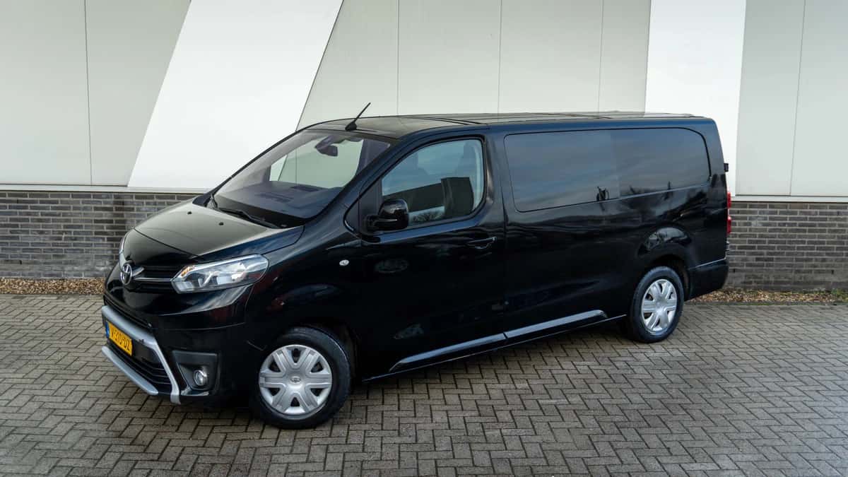 Toyota Proace (2017) — foto 1