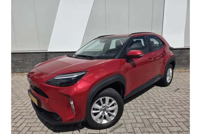 Toyota Yaris Cross (2025) thumbnail 1