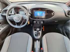 Toyota Aygo X (2025) thumbnail 9