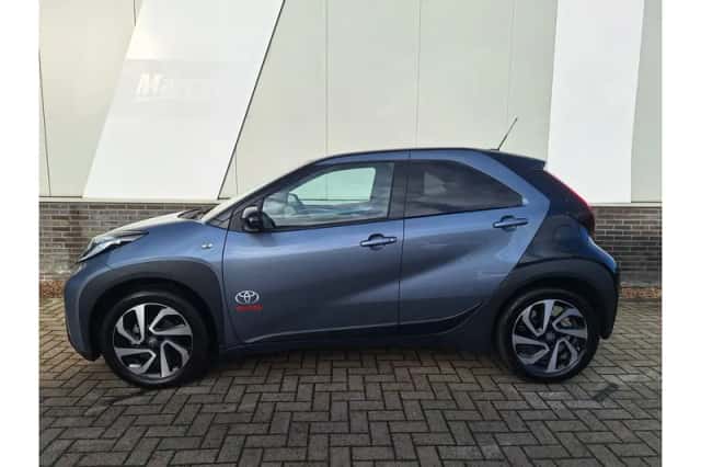 Toyota Aygo X (2024) thumbnail 3