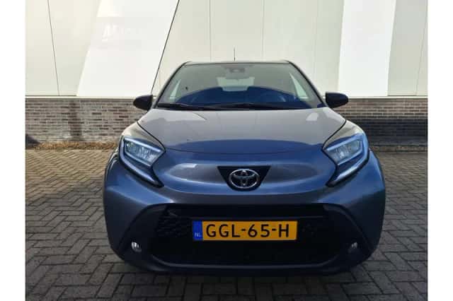 Toyota Aygo X (2024) thumbnail 4