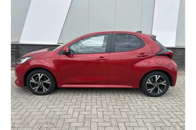 Toyota Yaris (2025) thumbnail 6