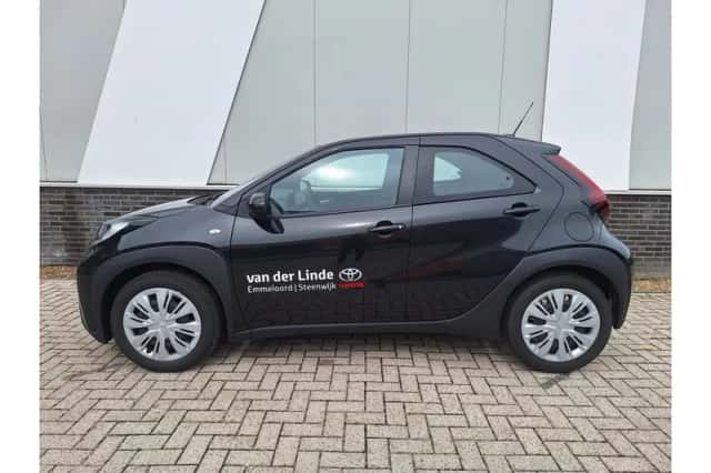 Toyota Aygo X (2025) thumbnail 3
