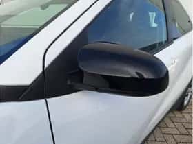 Toyota Aygo X (2022) thumbnail 8