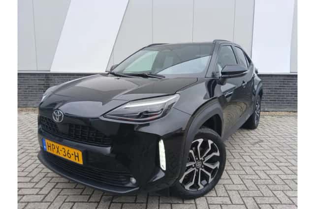 Toyota Yaris Cross (2025) thumbnail 1