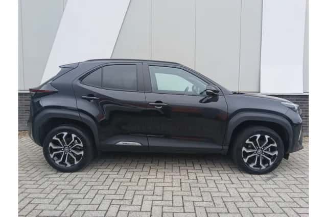 Toyota Yaris Cross (2025) thumbnail 5